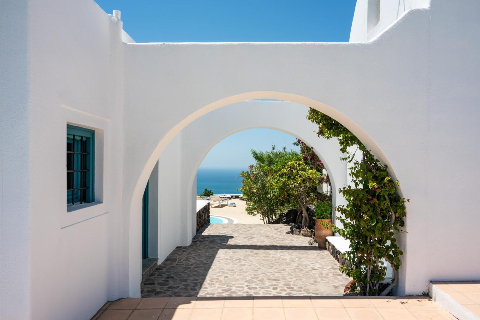 Villa Oinos - Sunset Views Ormos Athinios エクステリア 写真