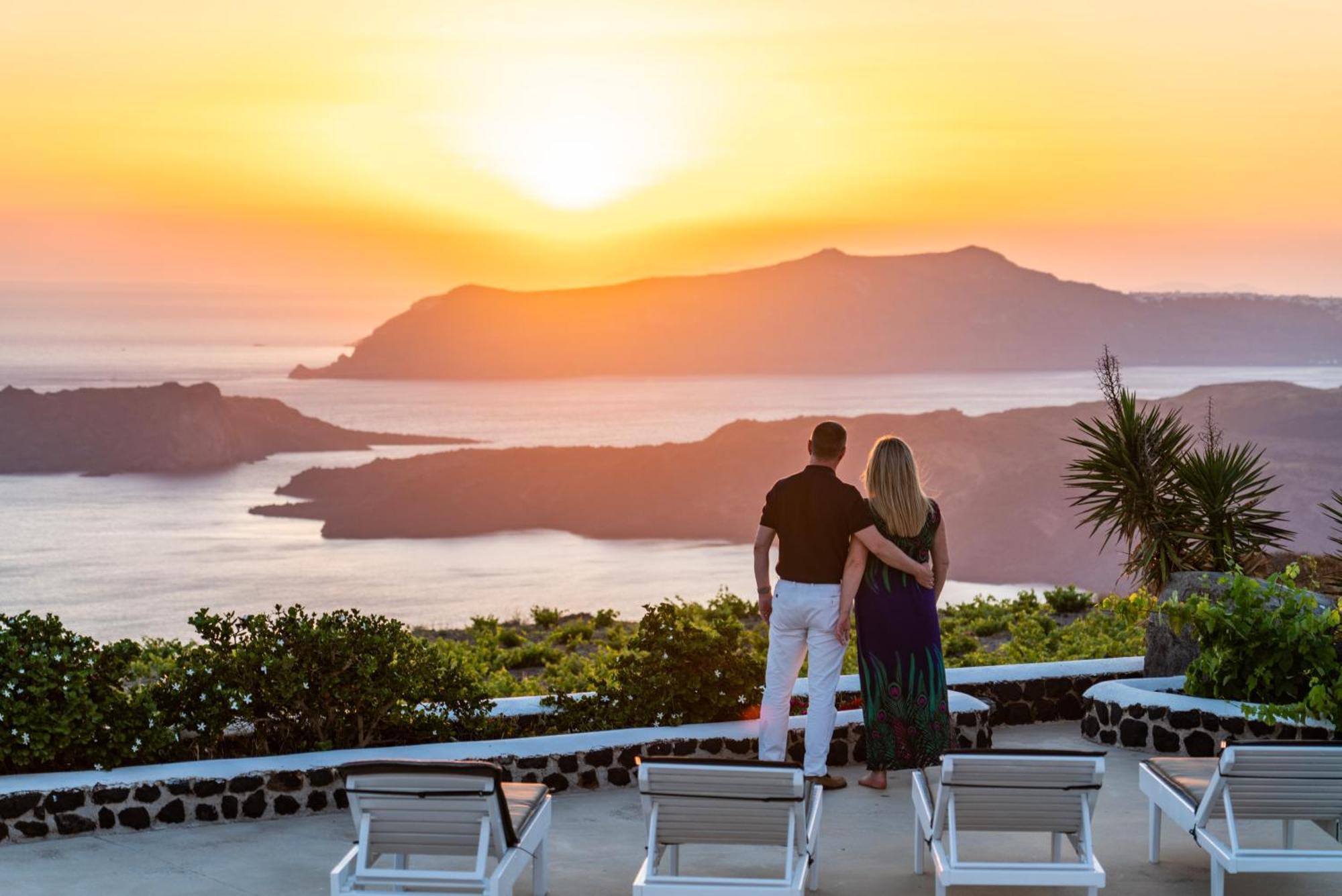 Villa Oinos - Sunset Views Ormos Athinios エクステリア 写真
